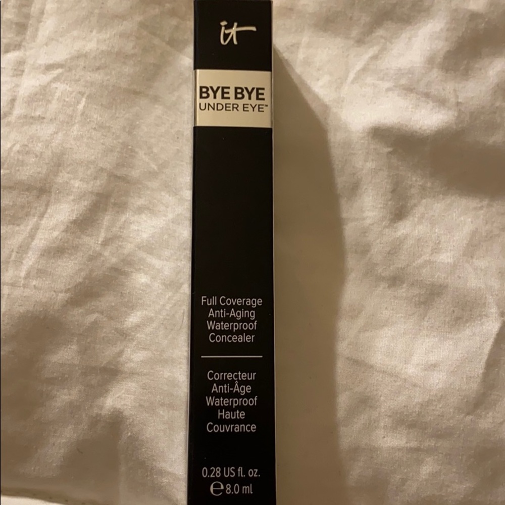 Bye-bye under eye concealer